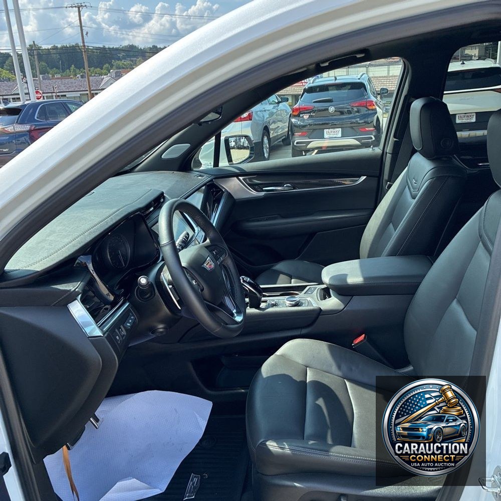 2025 Cadillac XT6 Sport