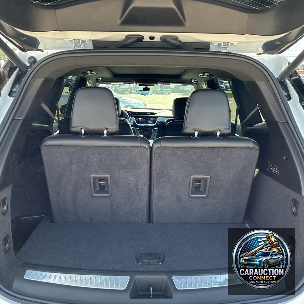 2025 Cadillac XT6 Sport