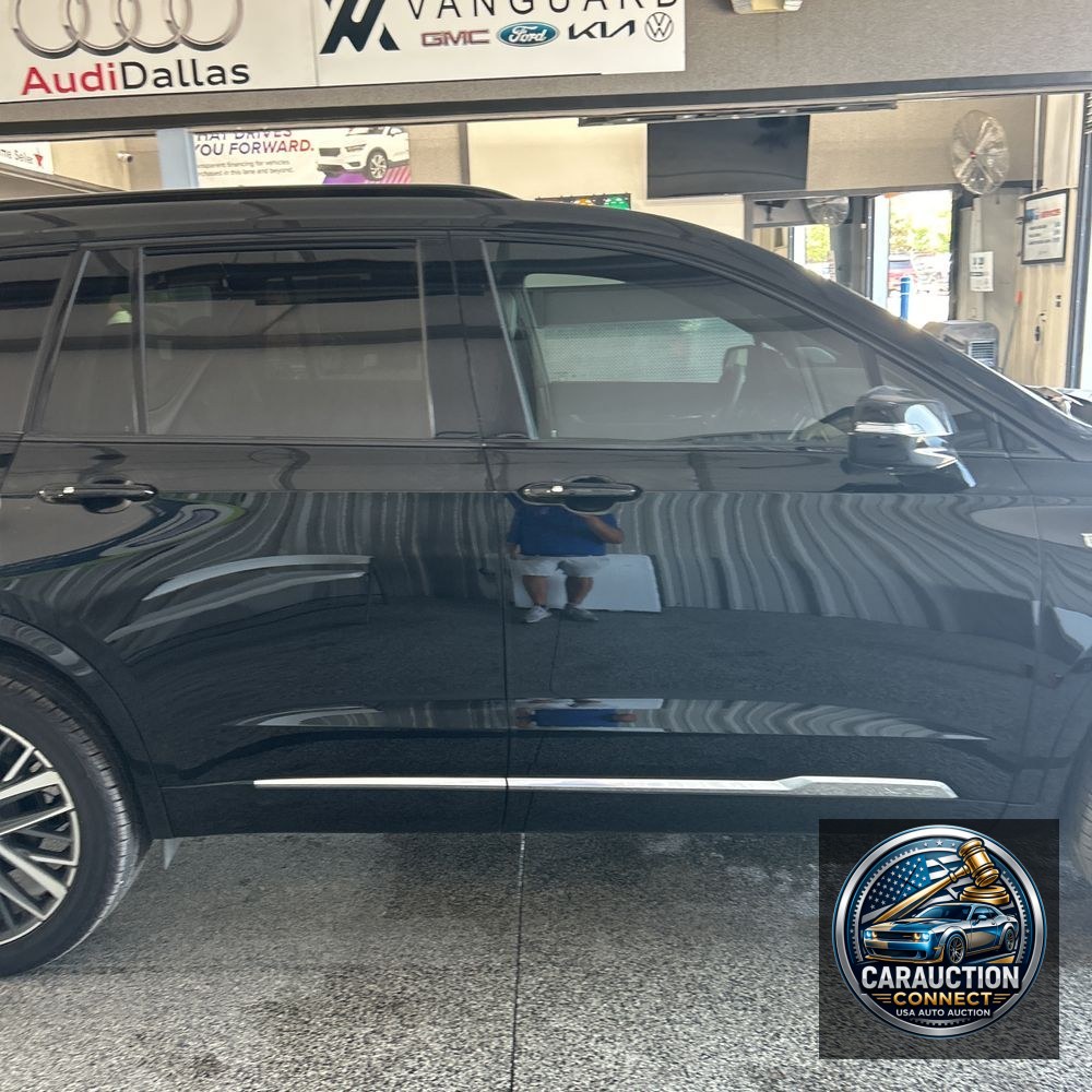2024 Cadillac XT6 Sport