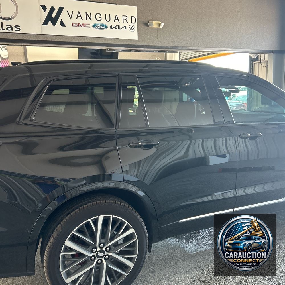 2024 Cadillac XT6 Sport