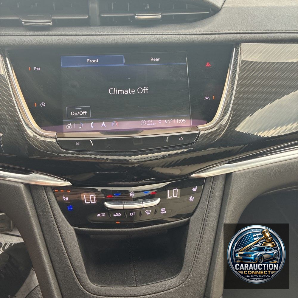 2024 Cadillac XT6 Sport