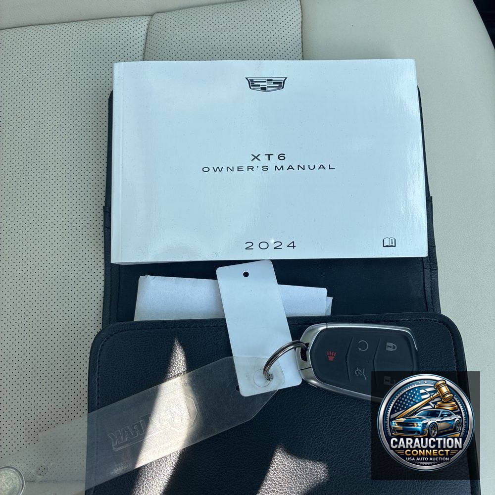 2024 Cadillac XT6 Sport