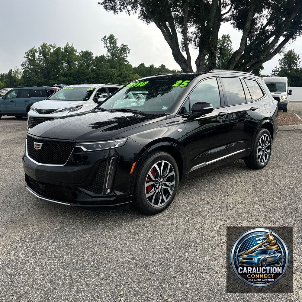 2025 Cadillac XT6 Sport