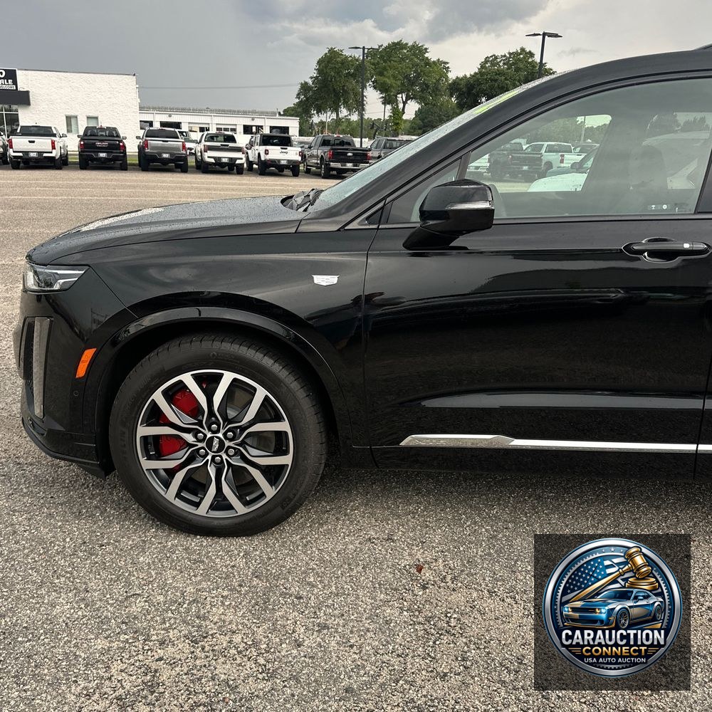 2025 Cadillac XT6 Sport