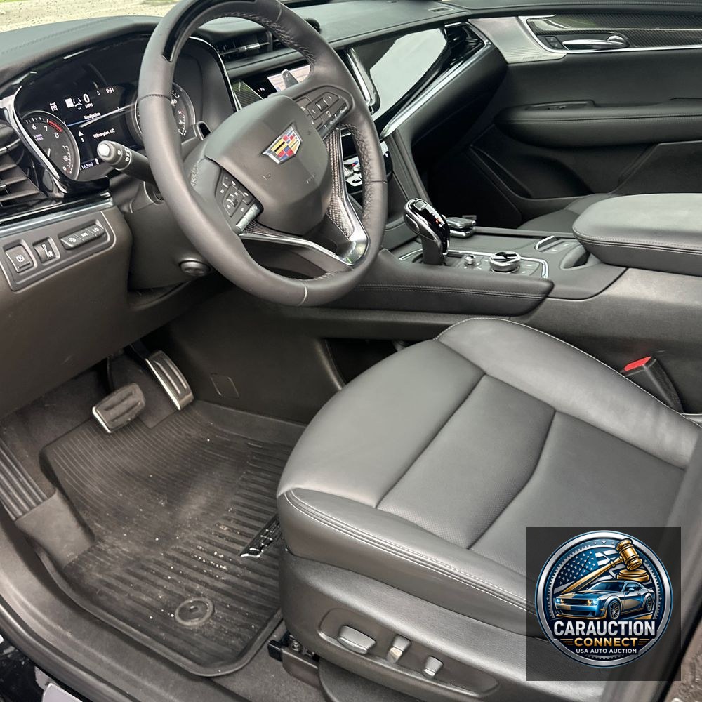 2025 Cadillac XT6 Sport