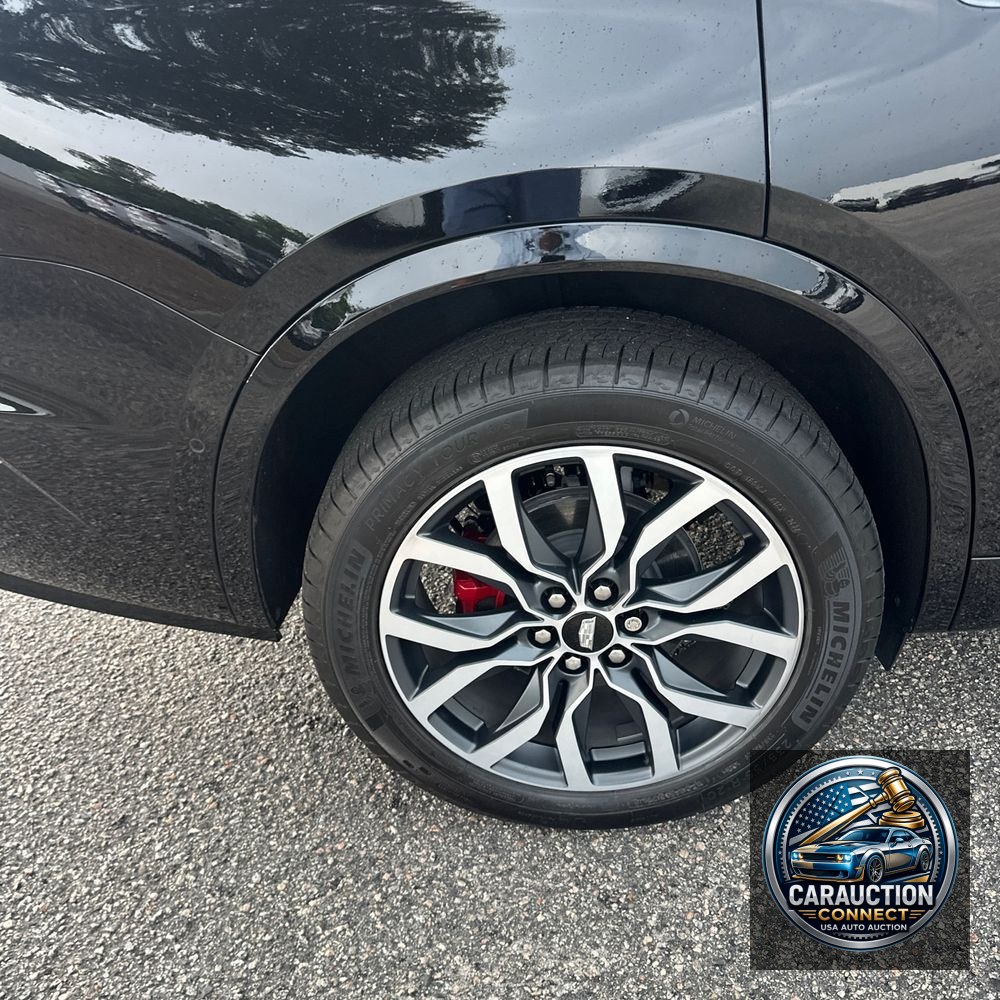 2025 Cadillac XT6 Sport