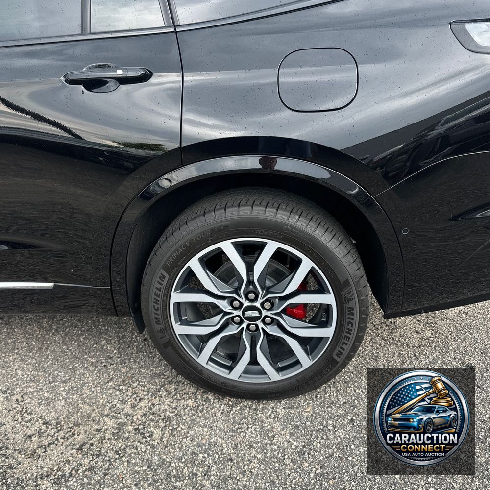 2025 Cadillac XT6 Sport
