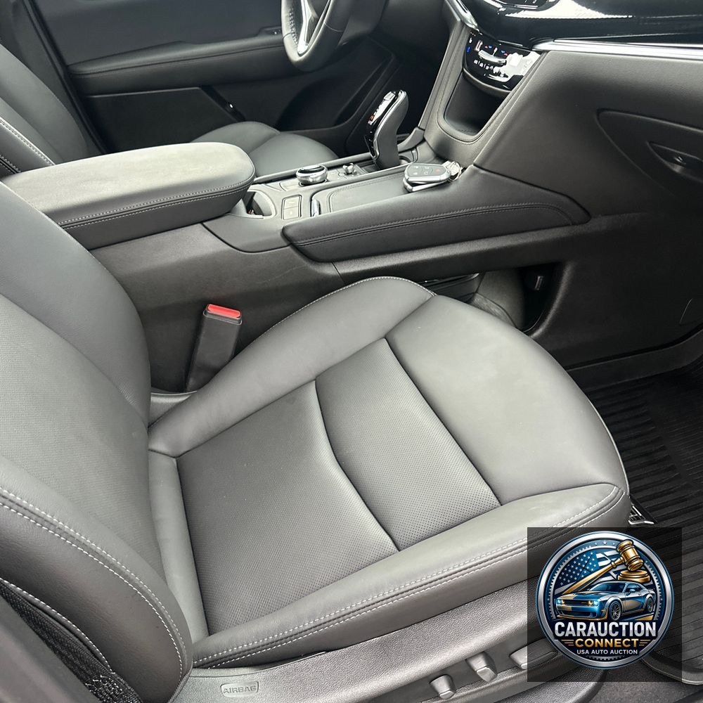 2025 Cadillac XT6 Sport