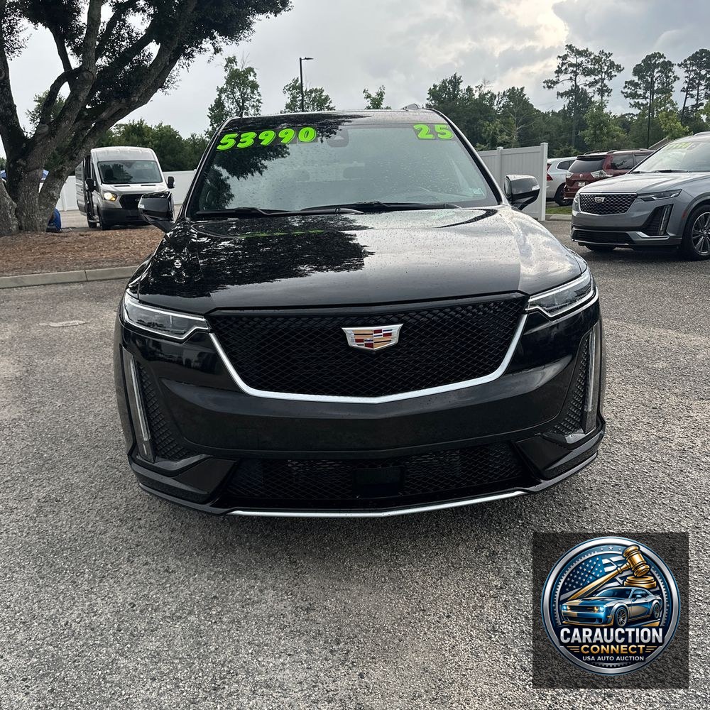 2025 Cadillac XT6 Sport