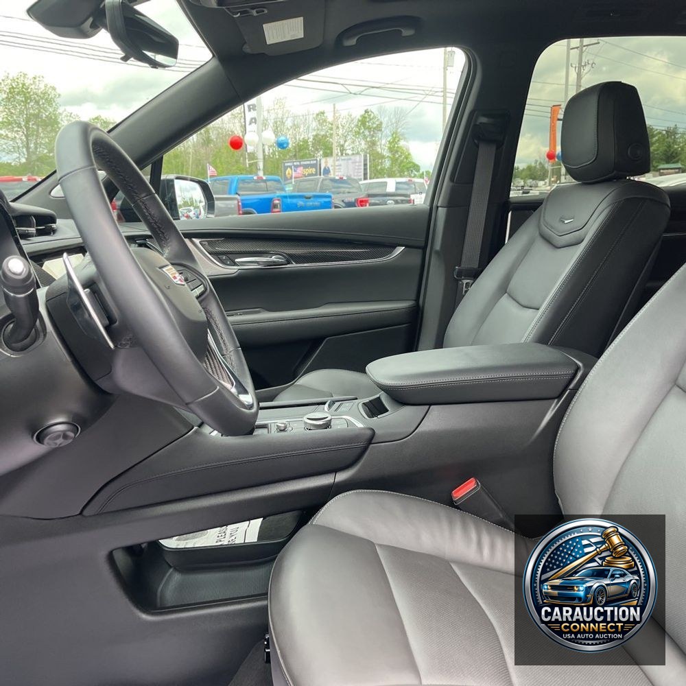 2024 Cadillac XT6 Sport