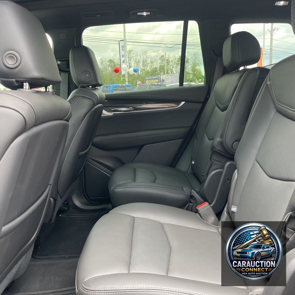 2024 Cadillac XT6 Sport