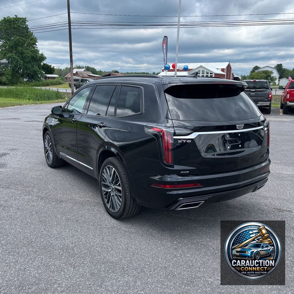 2024 Cadillac XT6 Sport