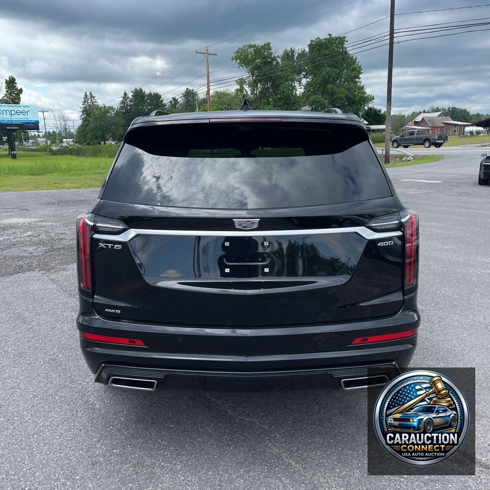 2024 Cadillac XT6 Sport
