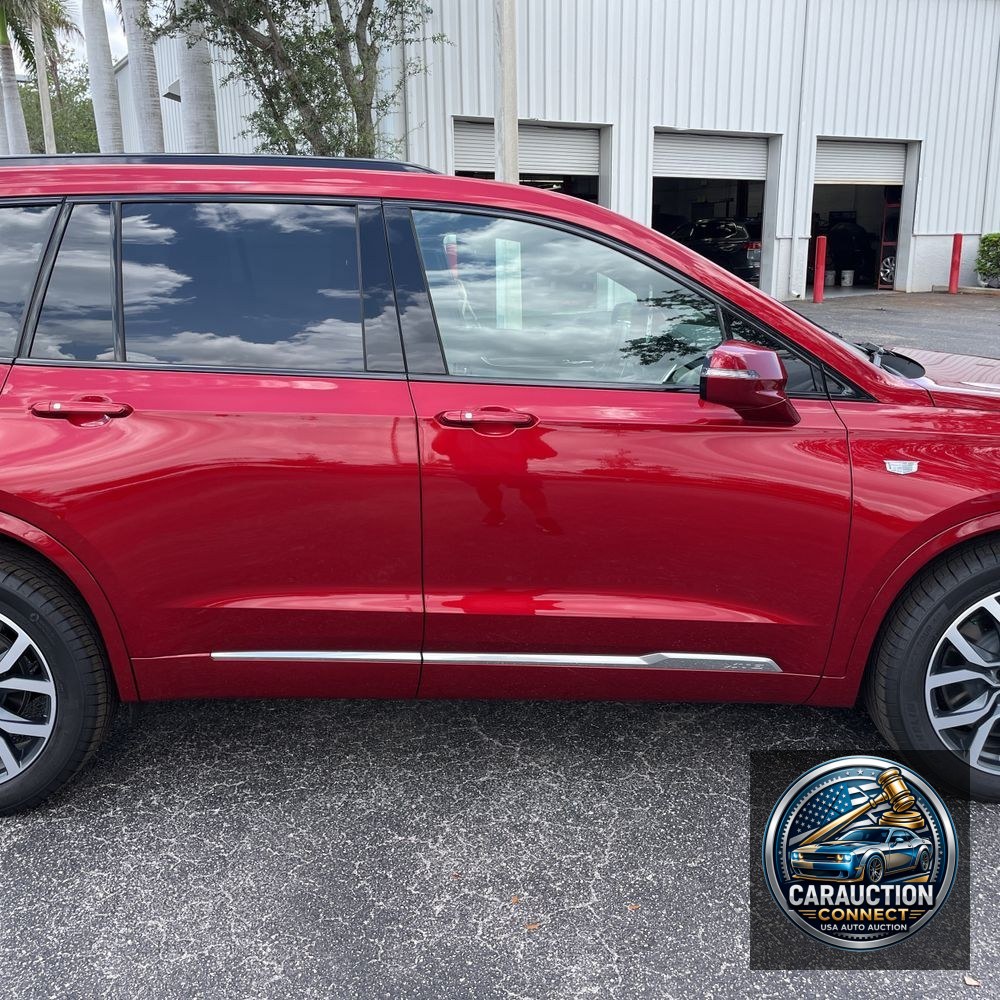 2024 Cadillac XT6 Sport