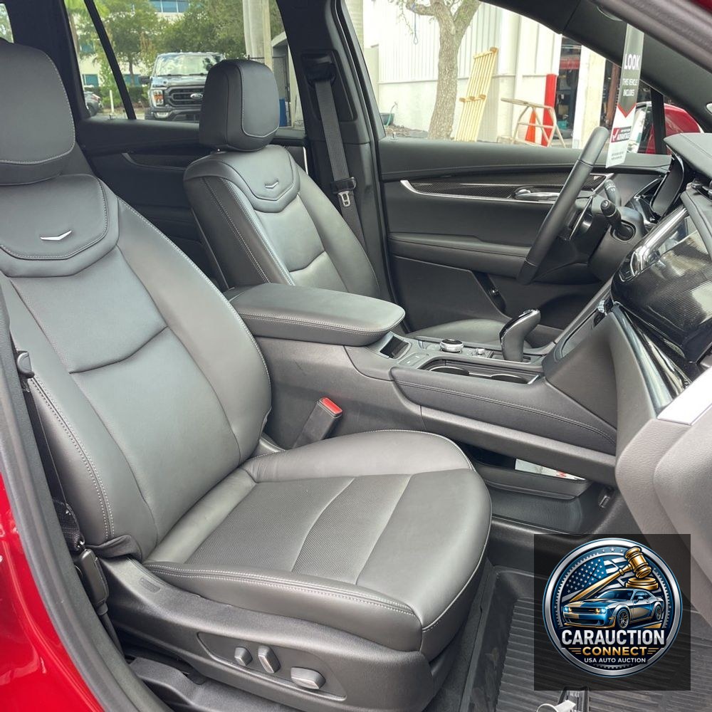 2024 Cadillac XT6 Sport