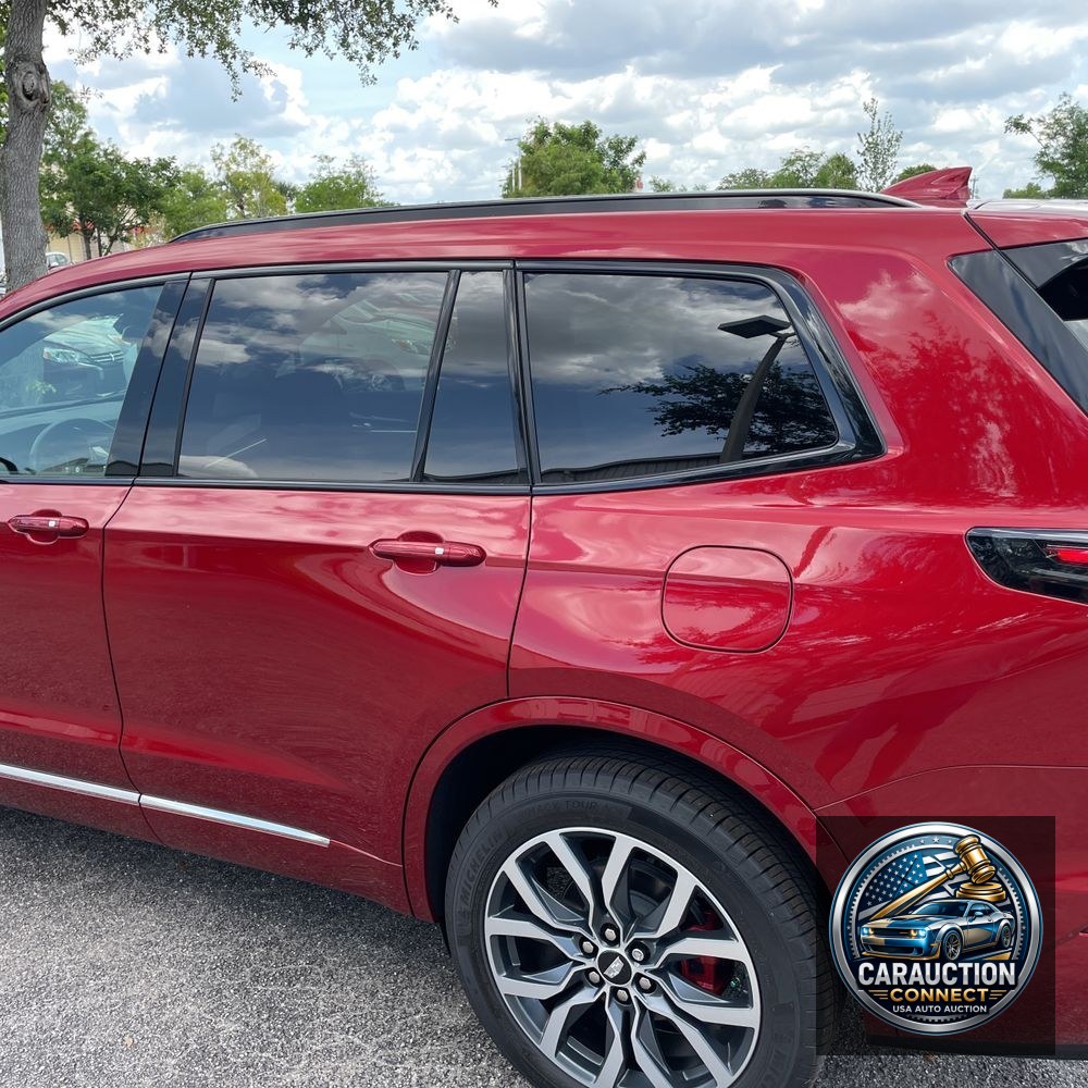 2024 Cadillac XT6 Sport
