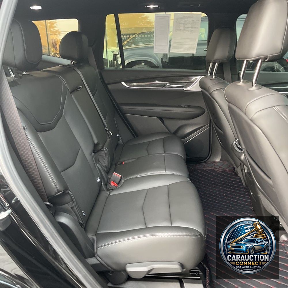 2024 Cadillac XT6 Sport