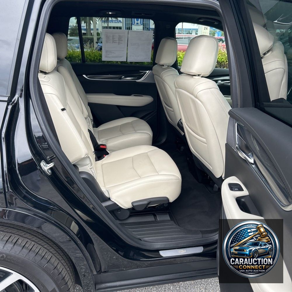 2024 Cadillac XT6 Sport