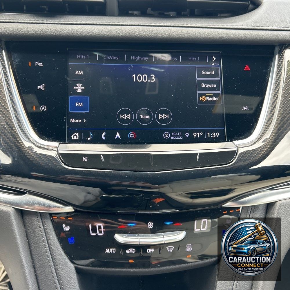 2024 Cadillac XT6 Sport