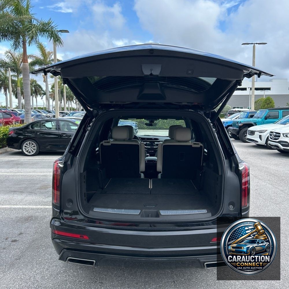 2024 Cadillac XT6 Sport