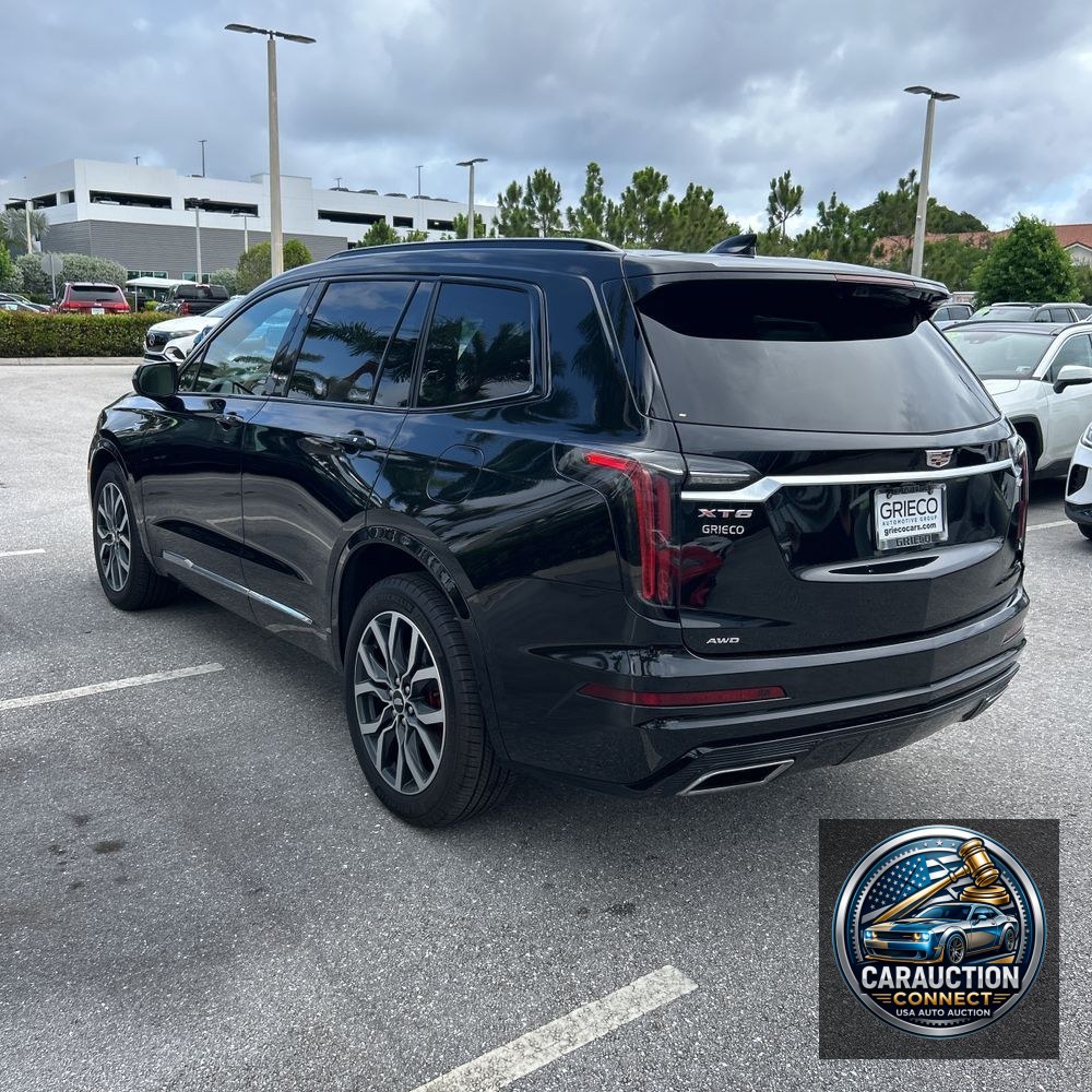 2024 Cadillac XT6 Sport