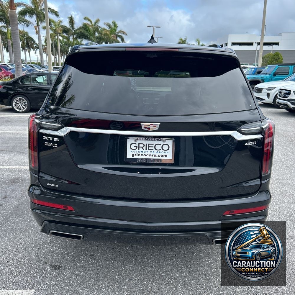 2024 Cadillac XT6 Sport