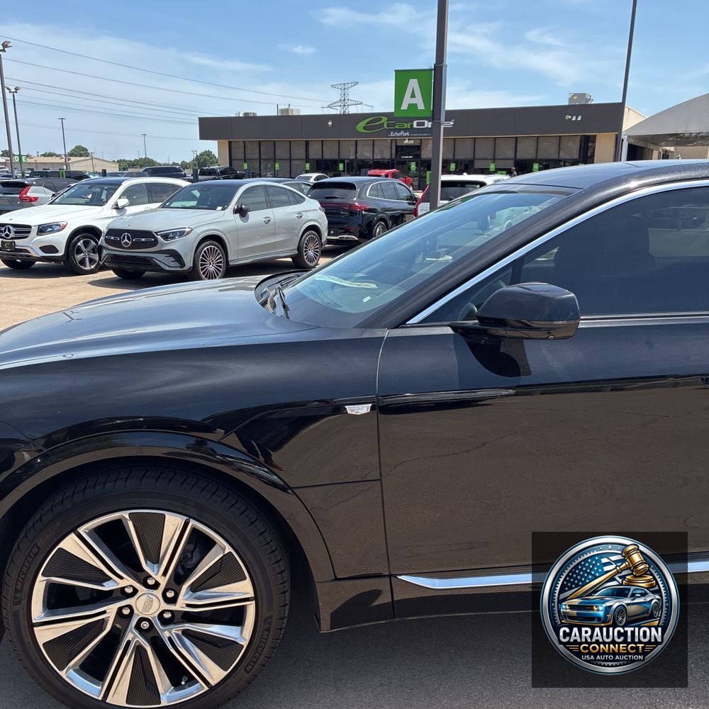 2024 Cadillac LYRIQ Luxury 3