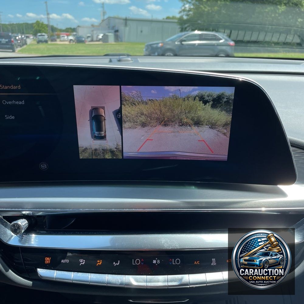 2024 Cadillac LYRIQ Luxury 3