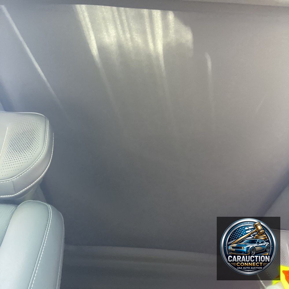 2024 Cadillac LYRIQ Luxury 3