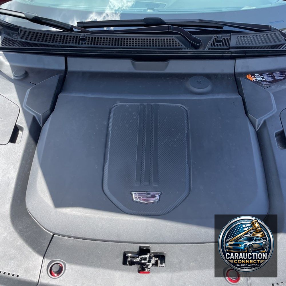 2024 Cadillac LYRIQ Luxury 3
