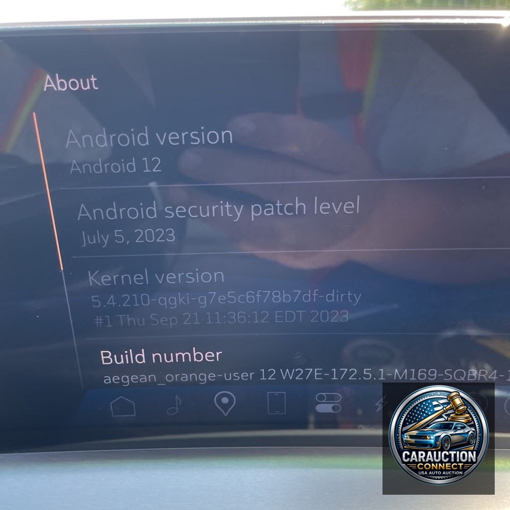 2024 Cadillac LYRIQ Luxury 3