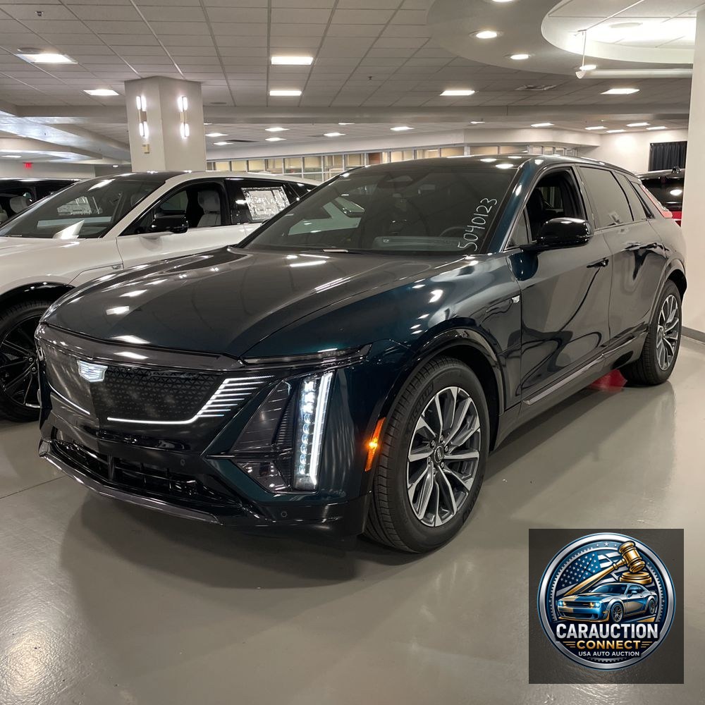 2024 Cadillac LYRIQ Sport 2