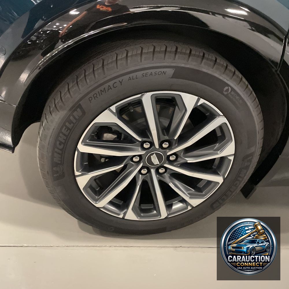 2024 Cadillac LYRIQ Sport 2