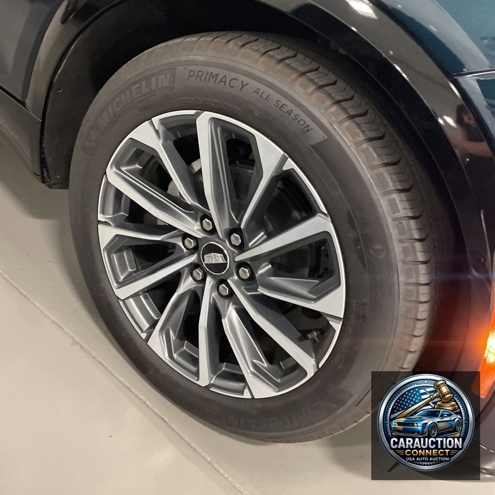 2024 Cadillac LYRIQ Sport 2