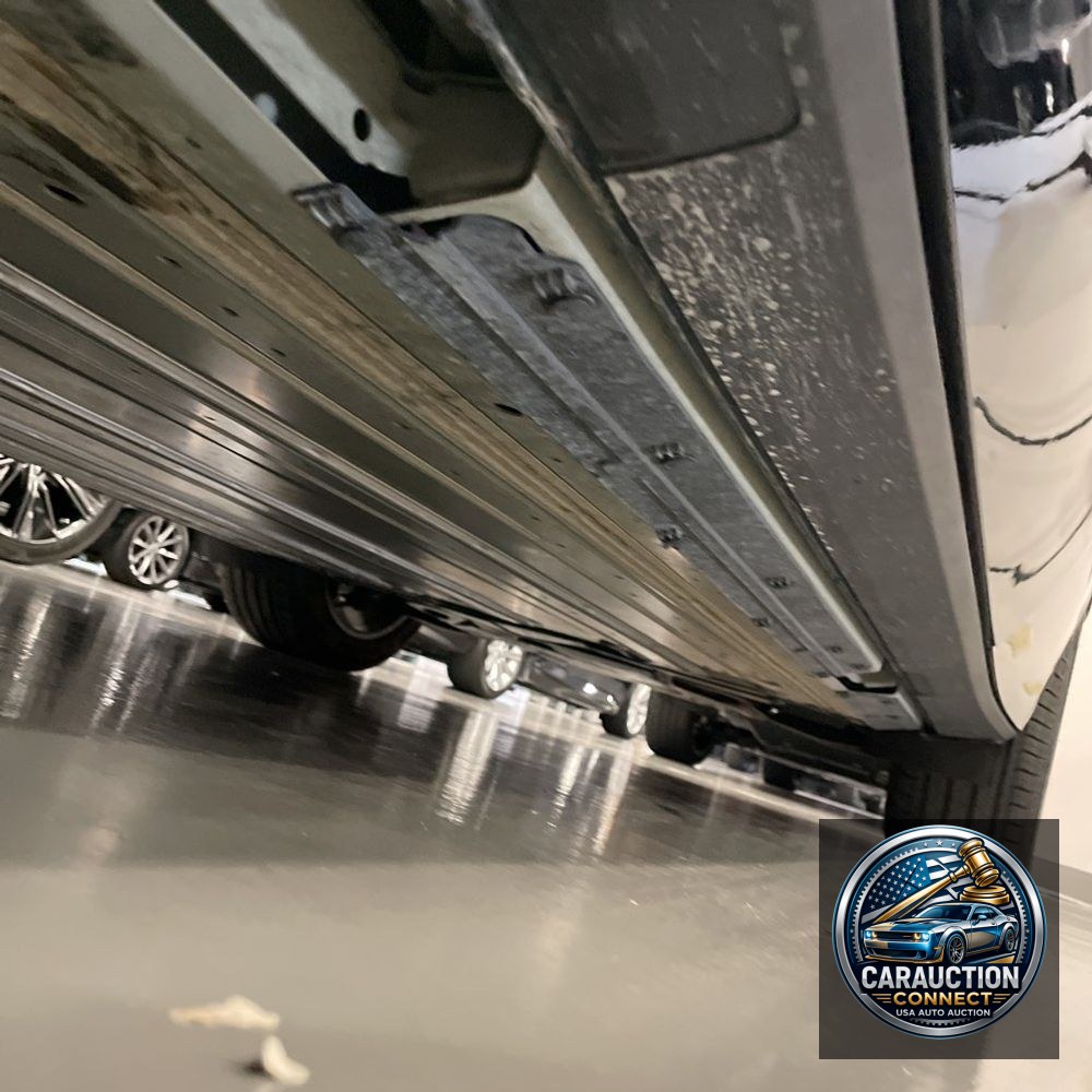 2024 Cadillac LYRIQ Sport 2