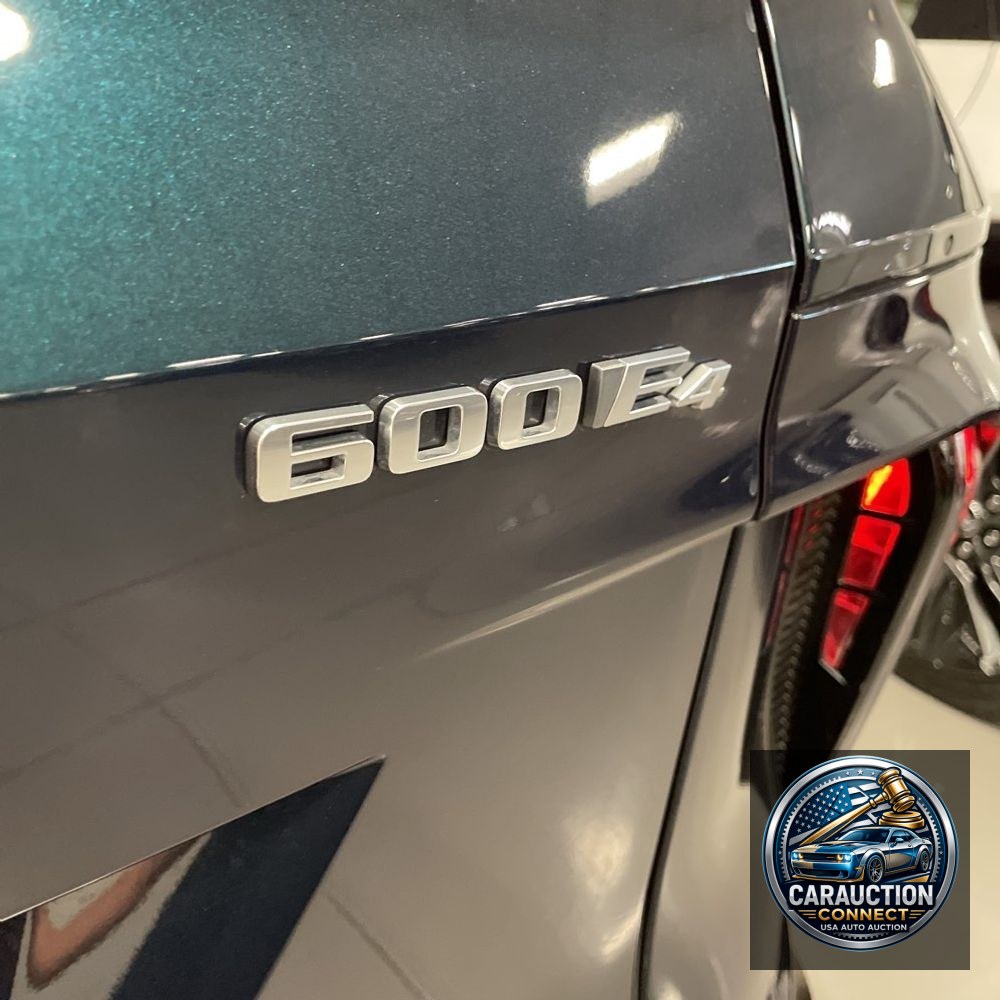2024 Cadillac LYRIQ Sport 2
