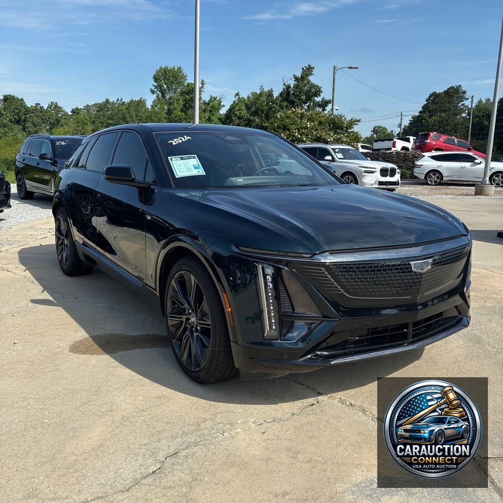 2024 Cadillac LYRIQ Sport 3