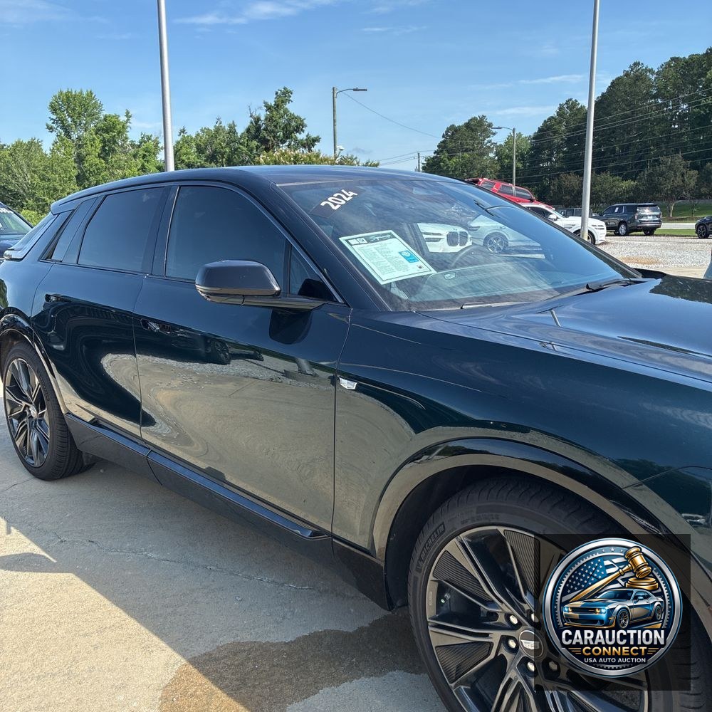 2024 Cadillac LYRIQ Sport 3