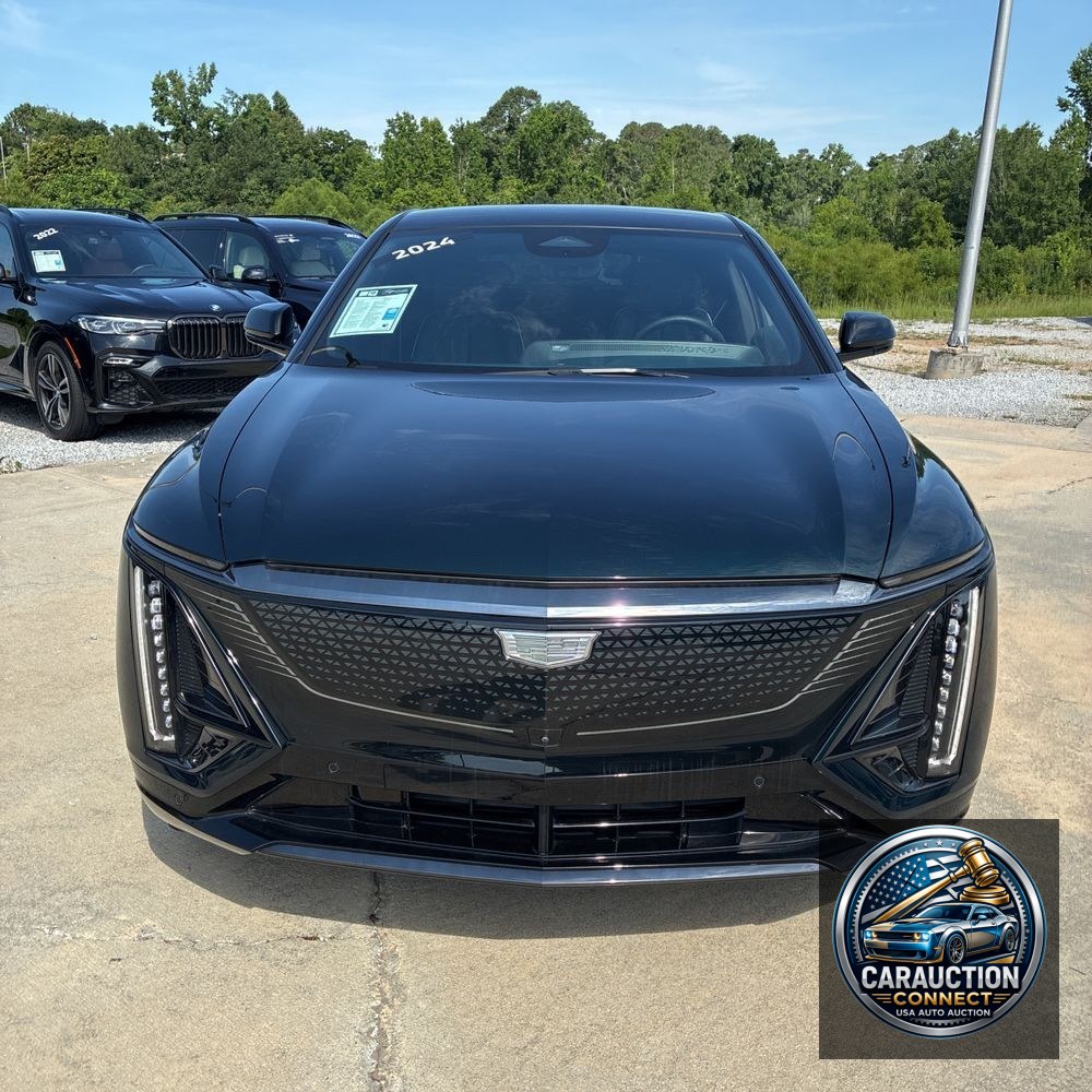 2024 Cadillac LYRIQ Sport 3