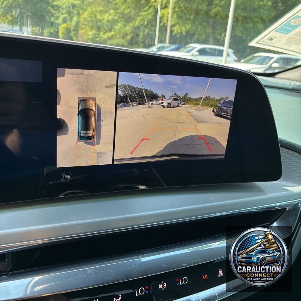 2024 Cadillac LYRIQ Sport 3