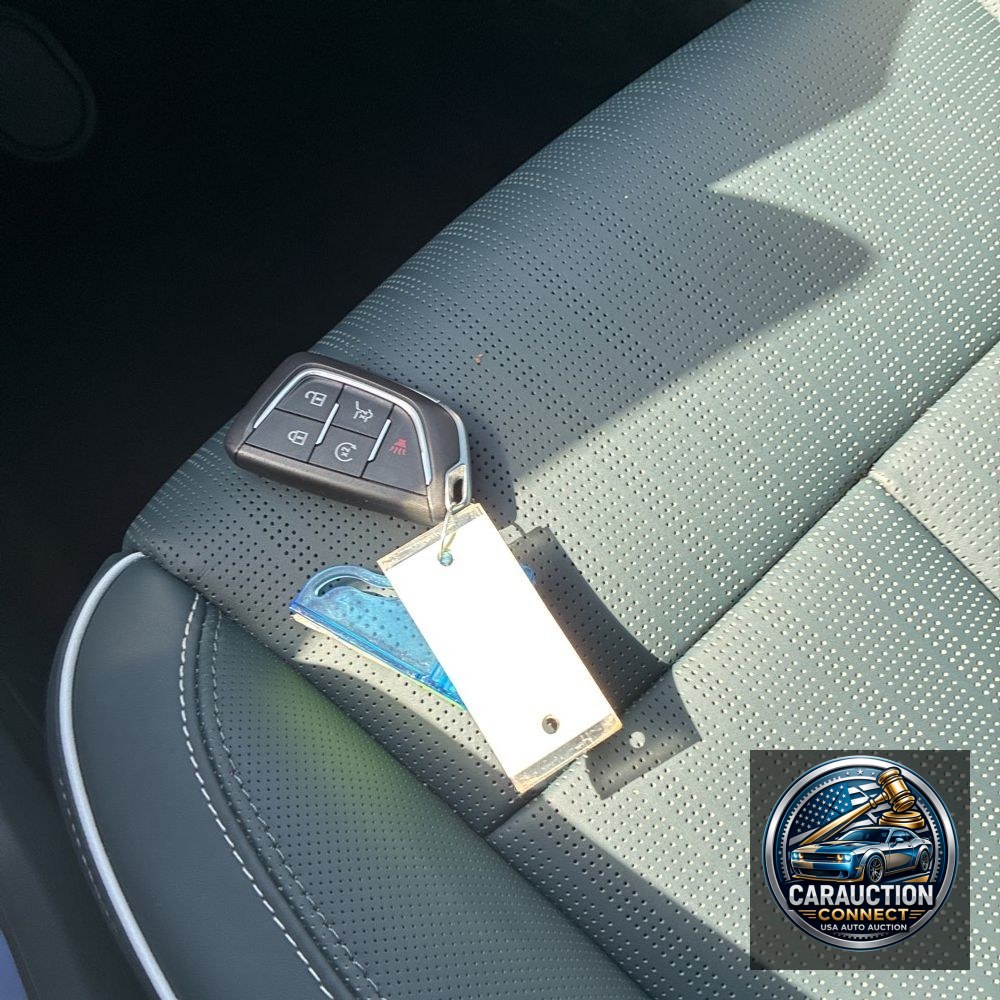 2024 Cadillac LYRIQ Sport 3