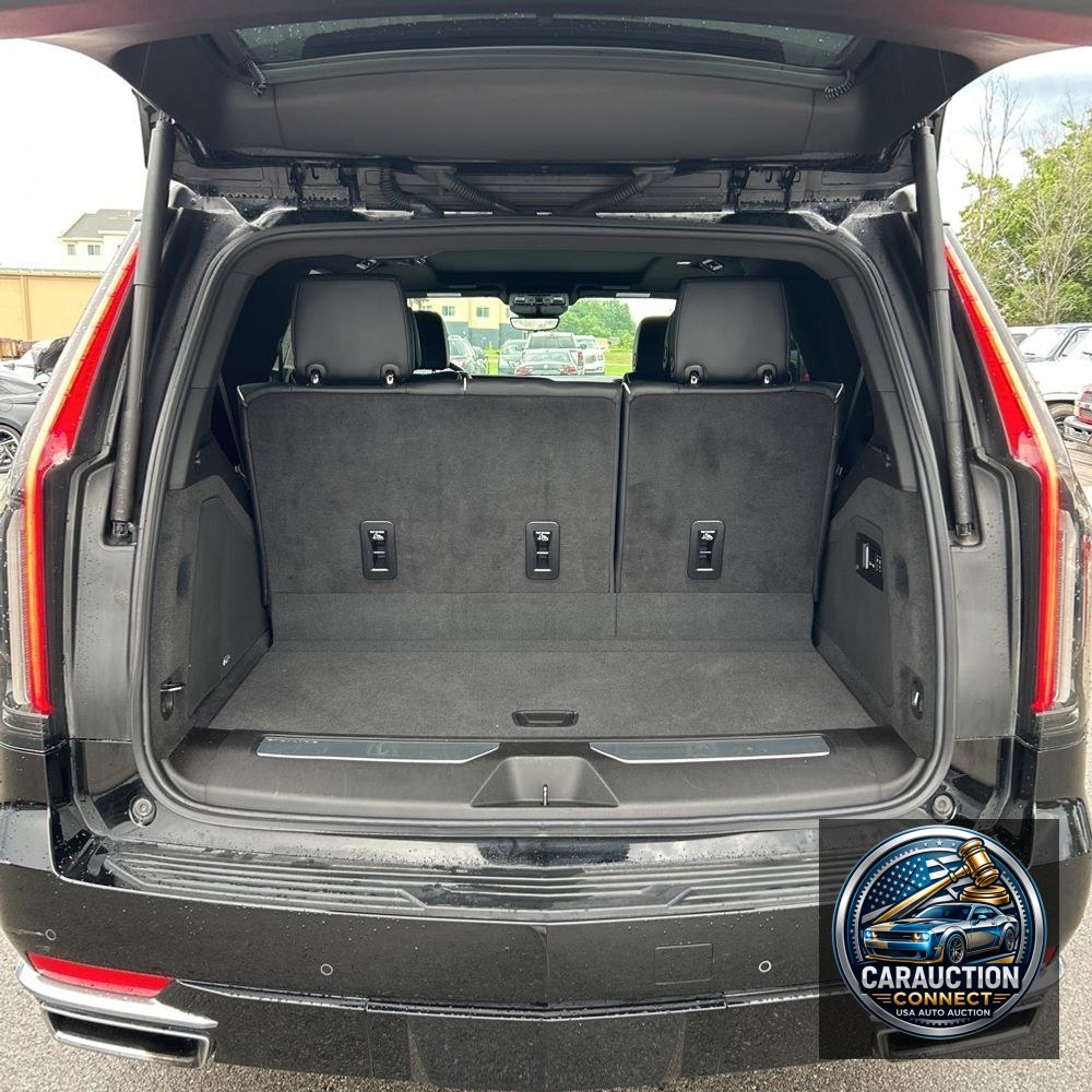 2022 Cadillac Escalade Premium Luxury