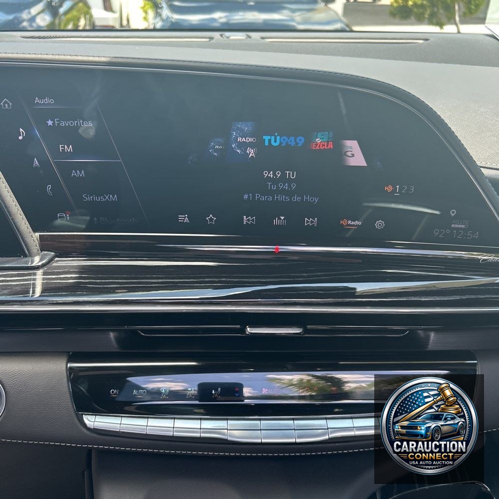 2021 Cadillac Escalade Sport