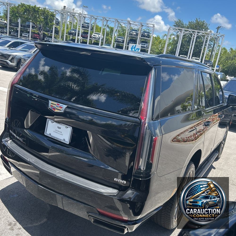 2021 Cadillac Escalade Sport