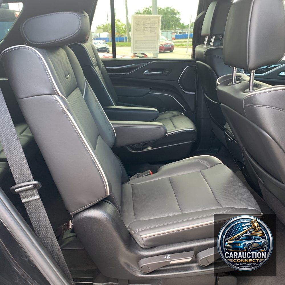 2024 Cadillac Escalade Sport
