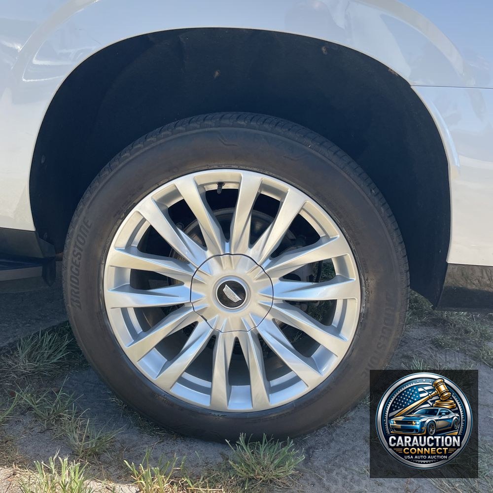 2022 Cadillac Escalade ESV Luxury