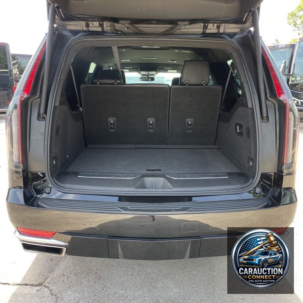 2021 Cadillac Escalade ESV Luxury