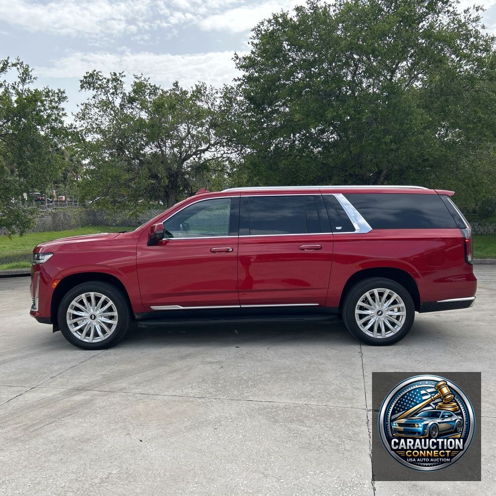 2024 Cadillac Escalade ESV Luxury