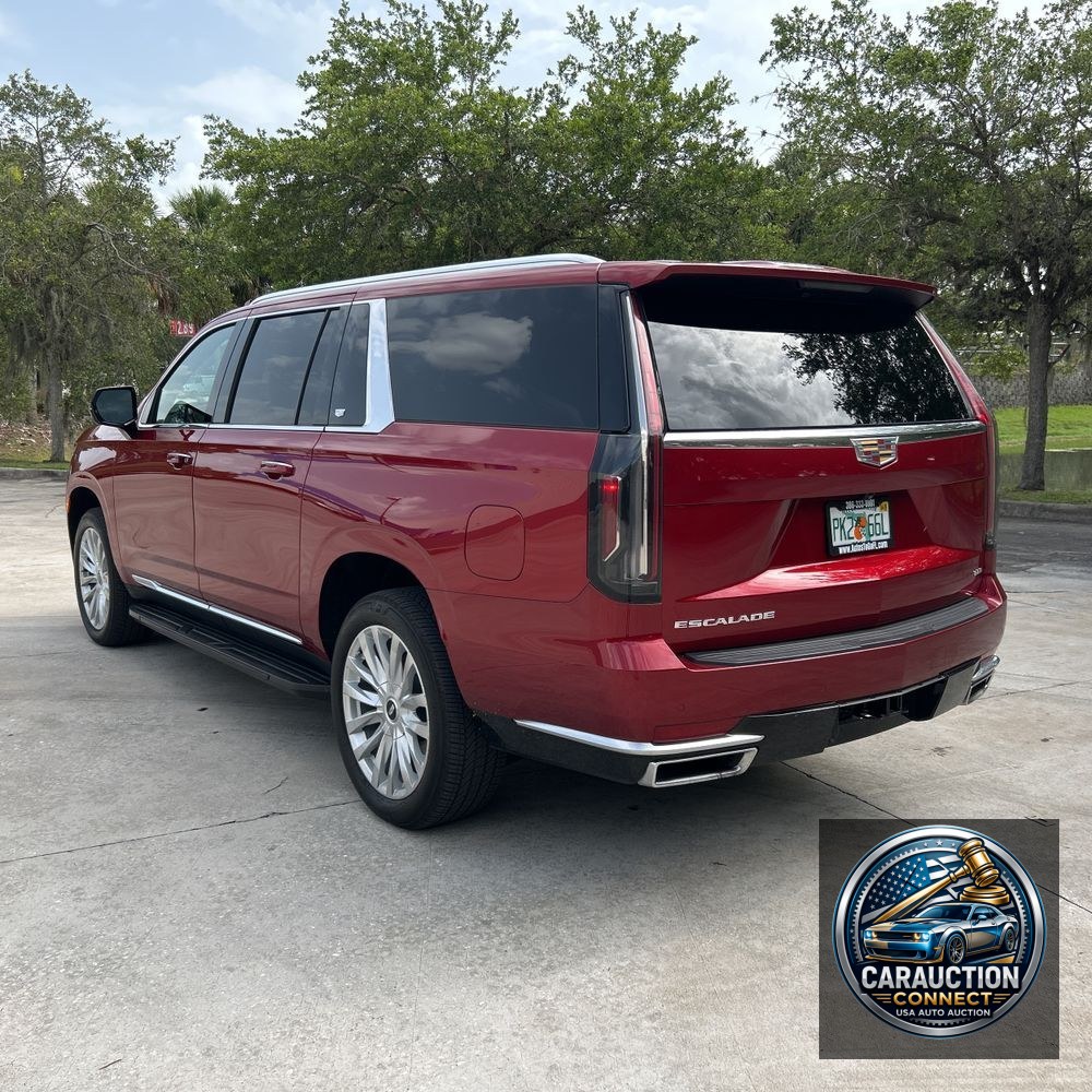 2024 Cadillac Escalade ESV Luxury