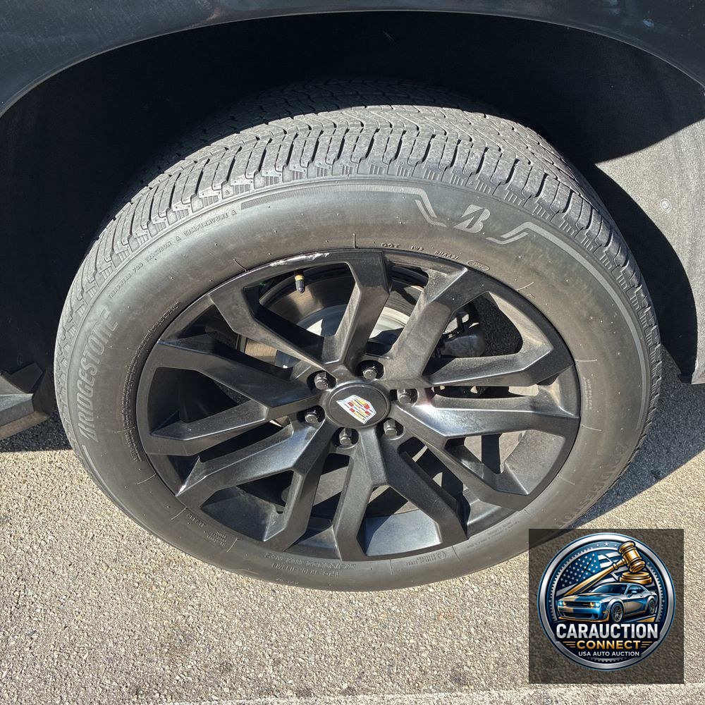 2023 Cadillac Escalade ESV Luxury